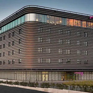 Moxy Bonn Airport Ξενοδοχείο