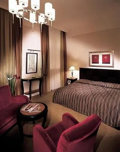 Dom Hotel Κολωνία 5*,  Γερμανία