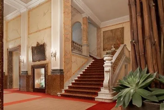 Dom Hotel Κολωνία Γερμανία