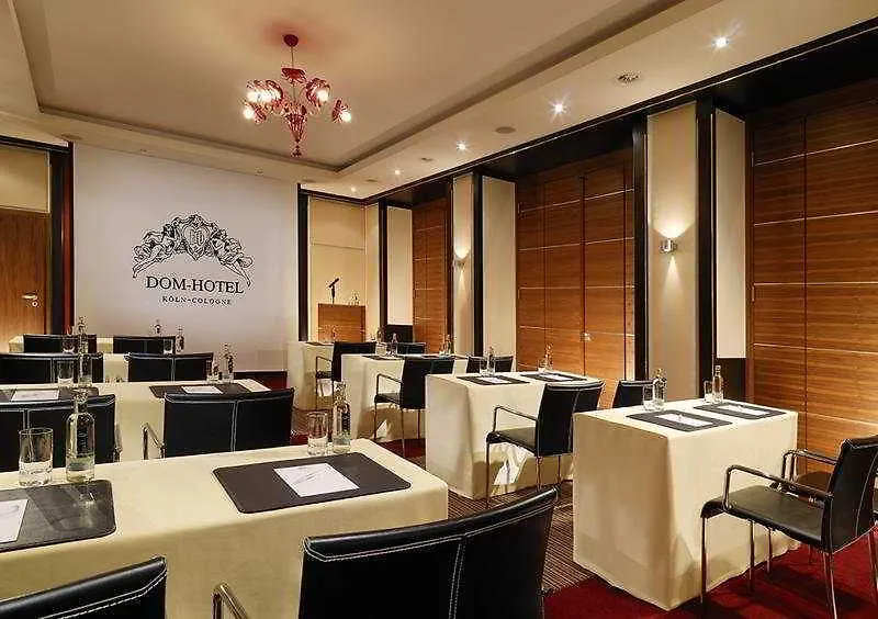 Dom Hotel Κολωνία