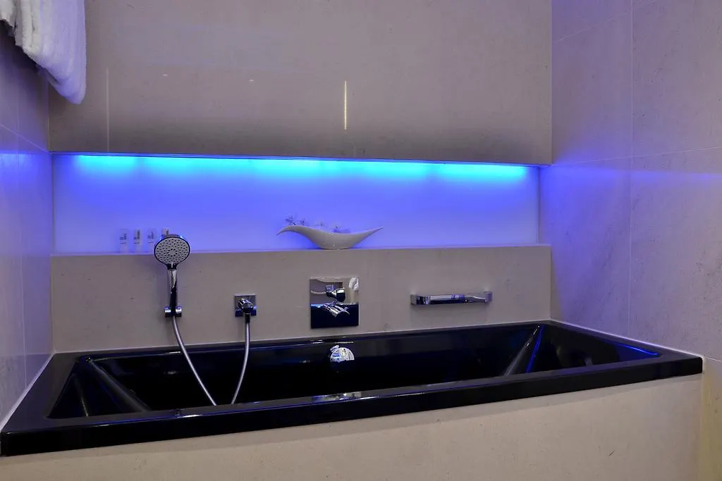 Dom Hotel Cologne