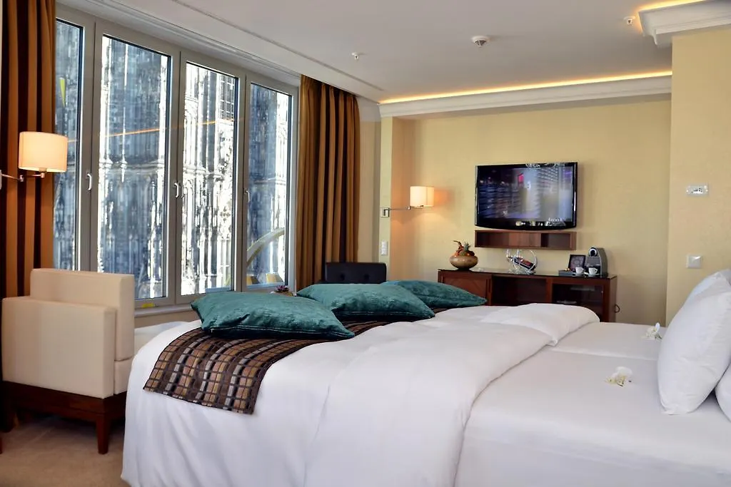 Dom Hotel Κολωνία
